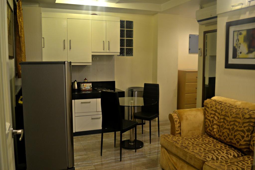 Avalu Residences Makati City Buitenkant foto